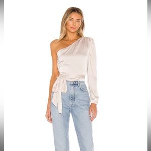 superdown One-Shoulder Cream Blouse
